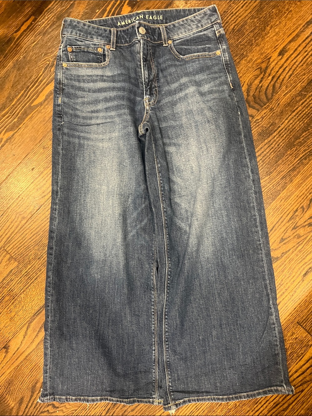 American Eagle Outfitters Women's Faded Blue Wide Leg Jeans